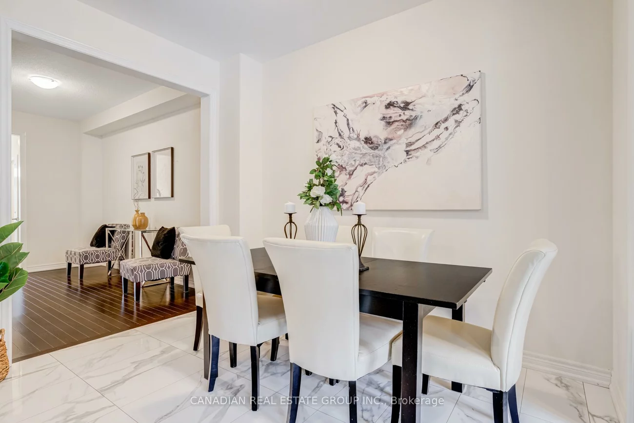 44, Blackwell, Bradford, Bradford West Gwillimbury