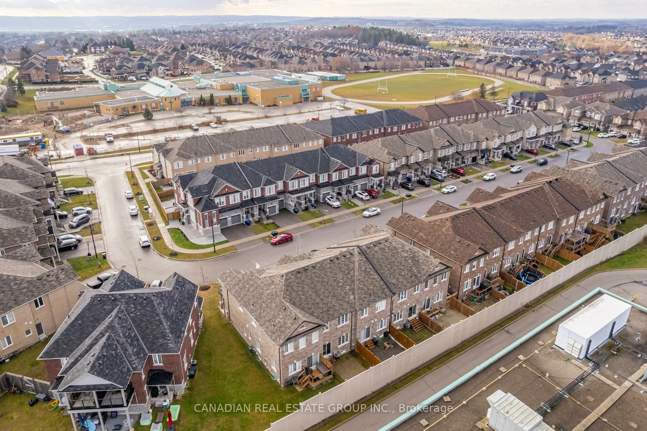 44, Blackwell, Bradford, Bradford West Gwillimbury