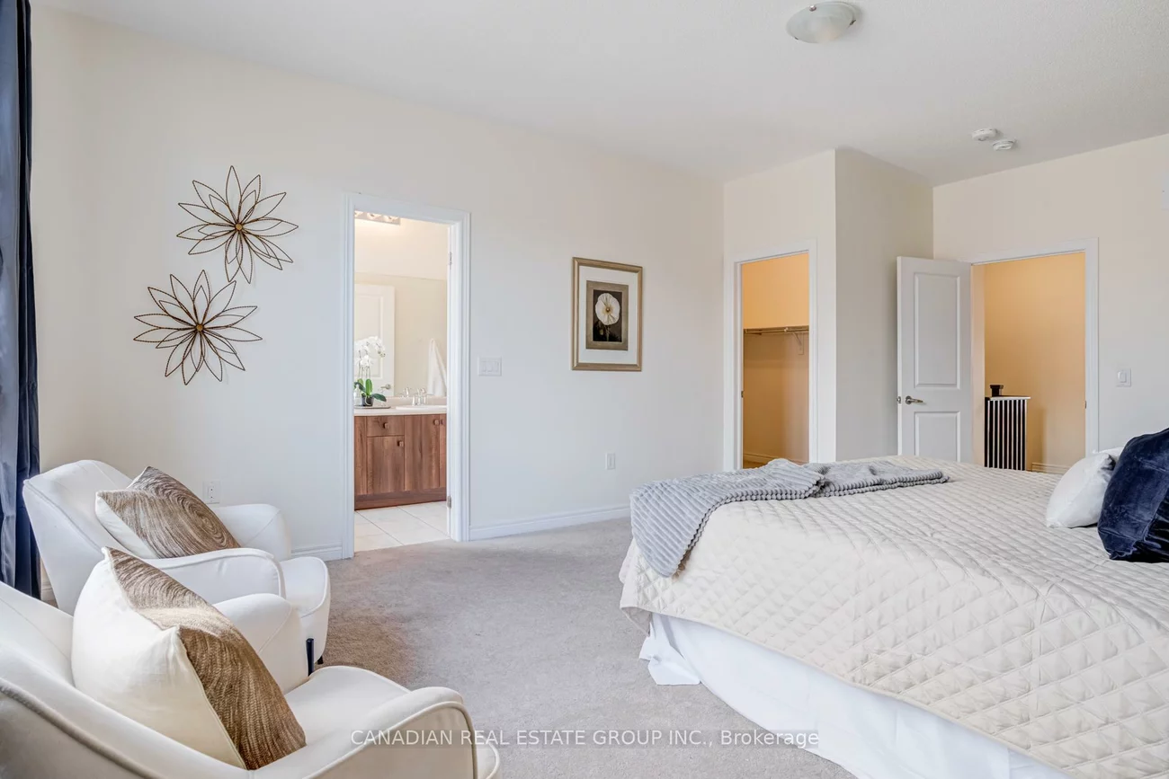 44, Blackwell, Bradford, Bradford West Gwillimbury