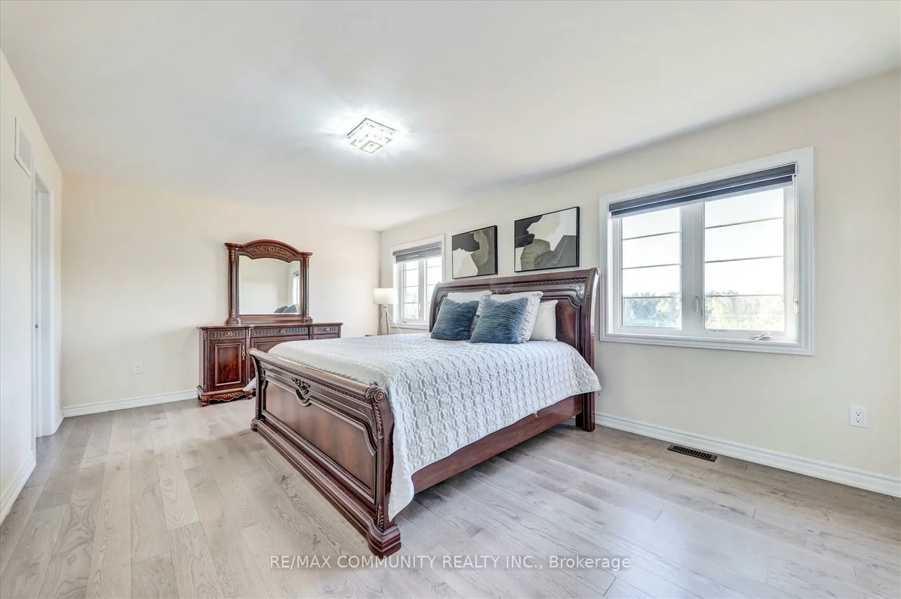 150, Jonkman, Bradford, Bradford West Gwillimbury