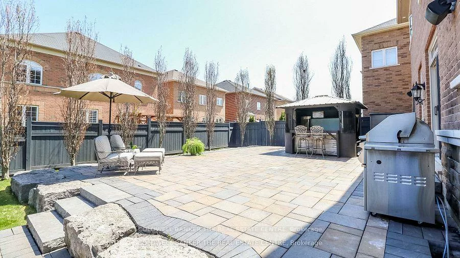 59, Leith, Bradford, Bradford West Gwillimbury