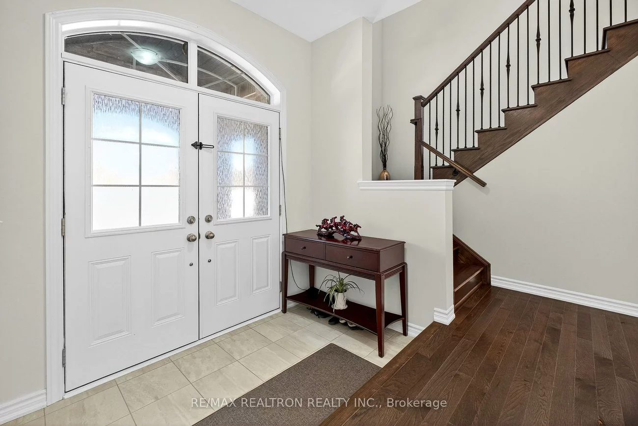 250, FERRAGINE, Bradford, Bradford West Gwillimbury