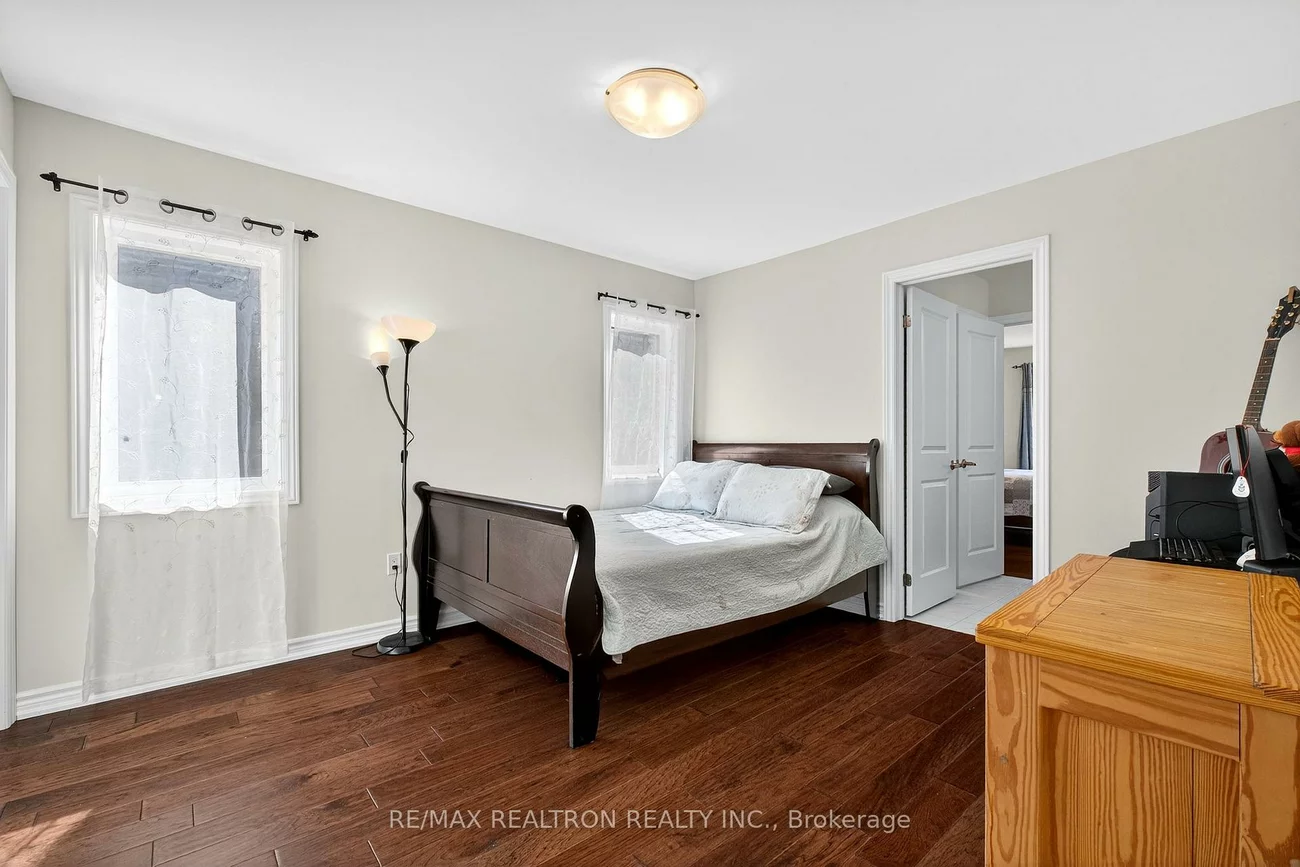 250, FERRAGINE, Bradford, Bradford West Gwillimbury