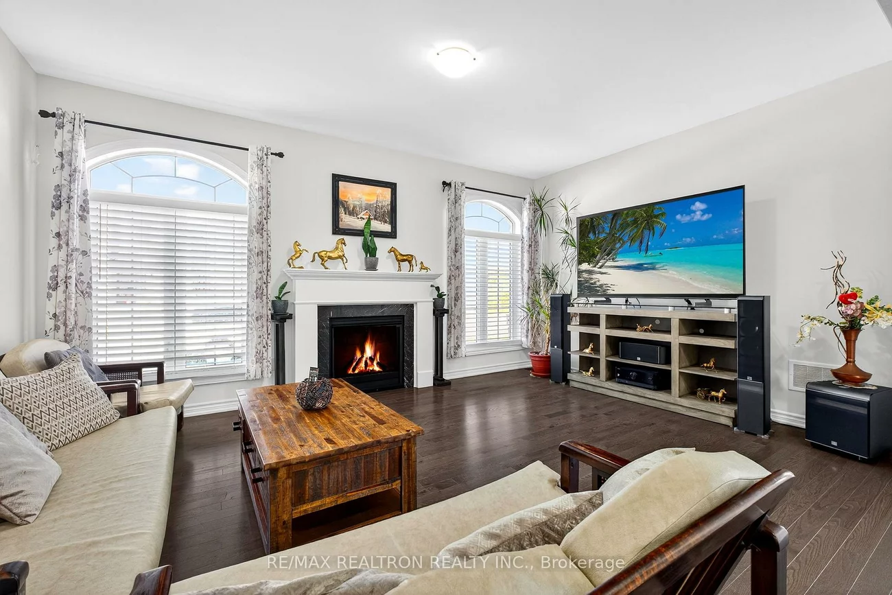 250, FERRAGINE, Bradford, Bradford West Gwillimbury