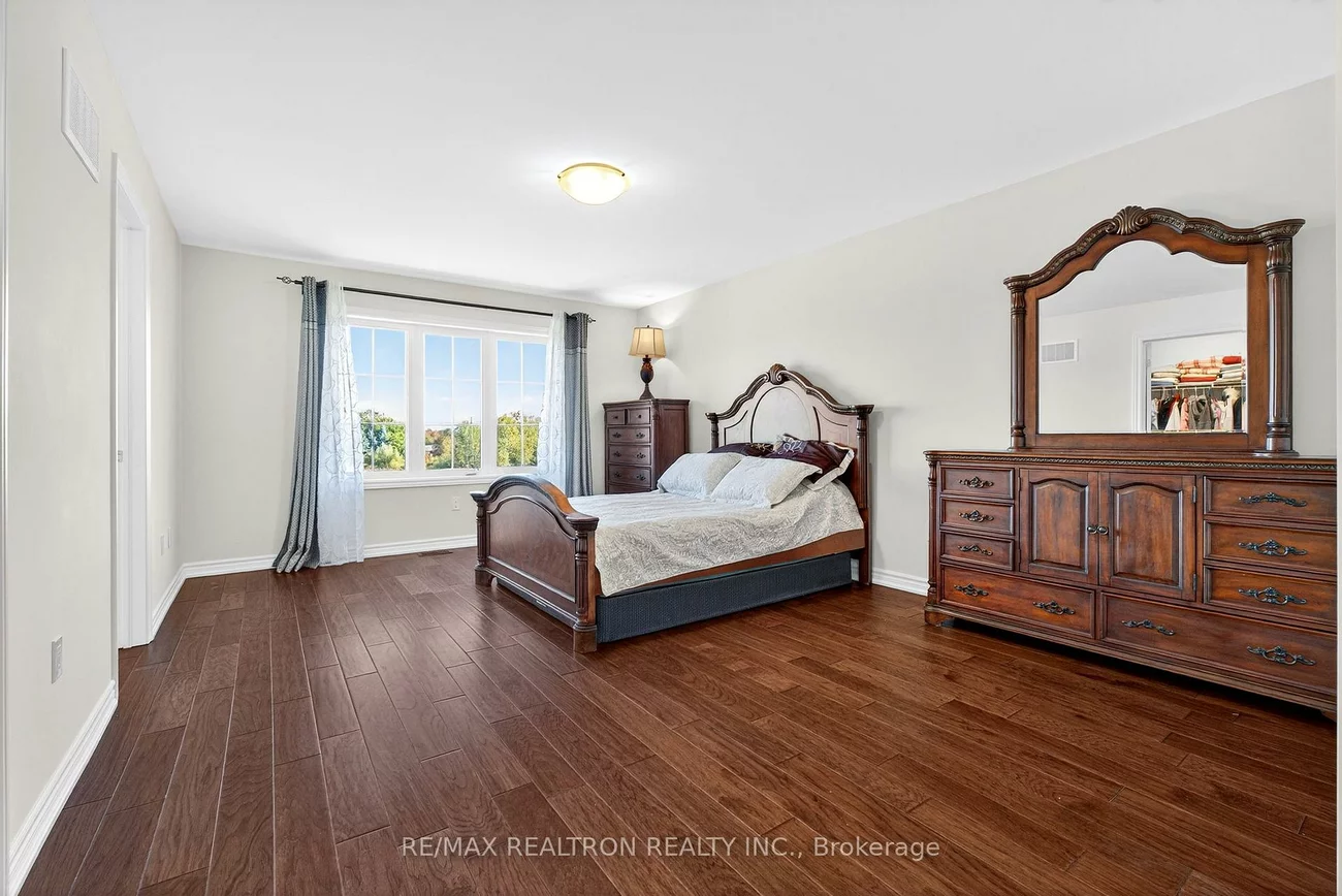 250, FERRAGINE, Bradford, Bradford West Gwillimbury