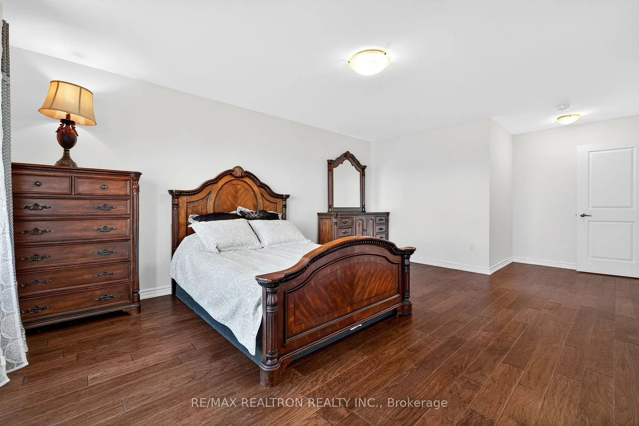 250, FERRAGINE, Bradford, Bradford West Gwillimbury