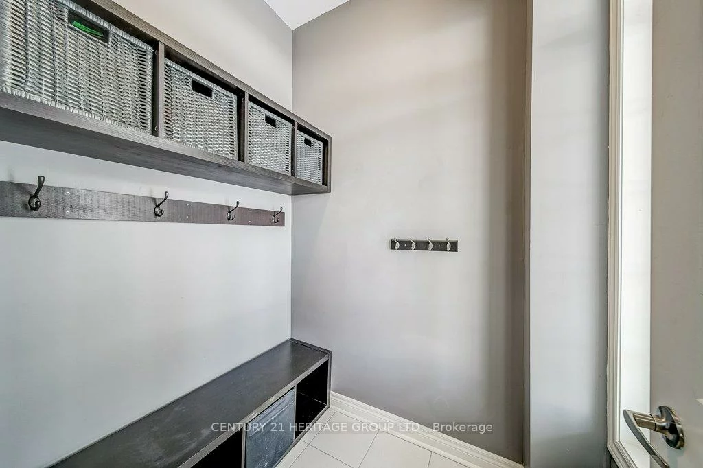 61, Algeo, Bradford, Bradford West Gwillimbury