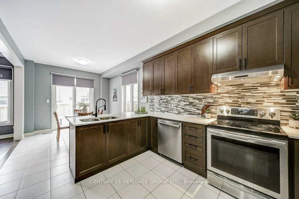 61, Algeo, Bradford, Bradford West Gwillimbury