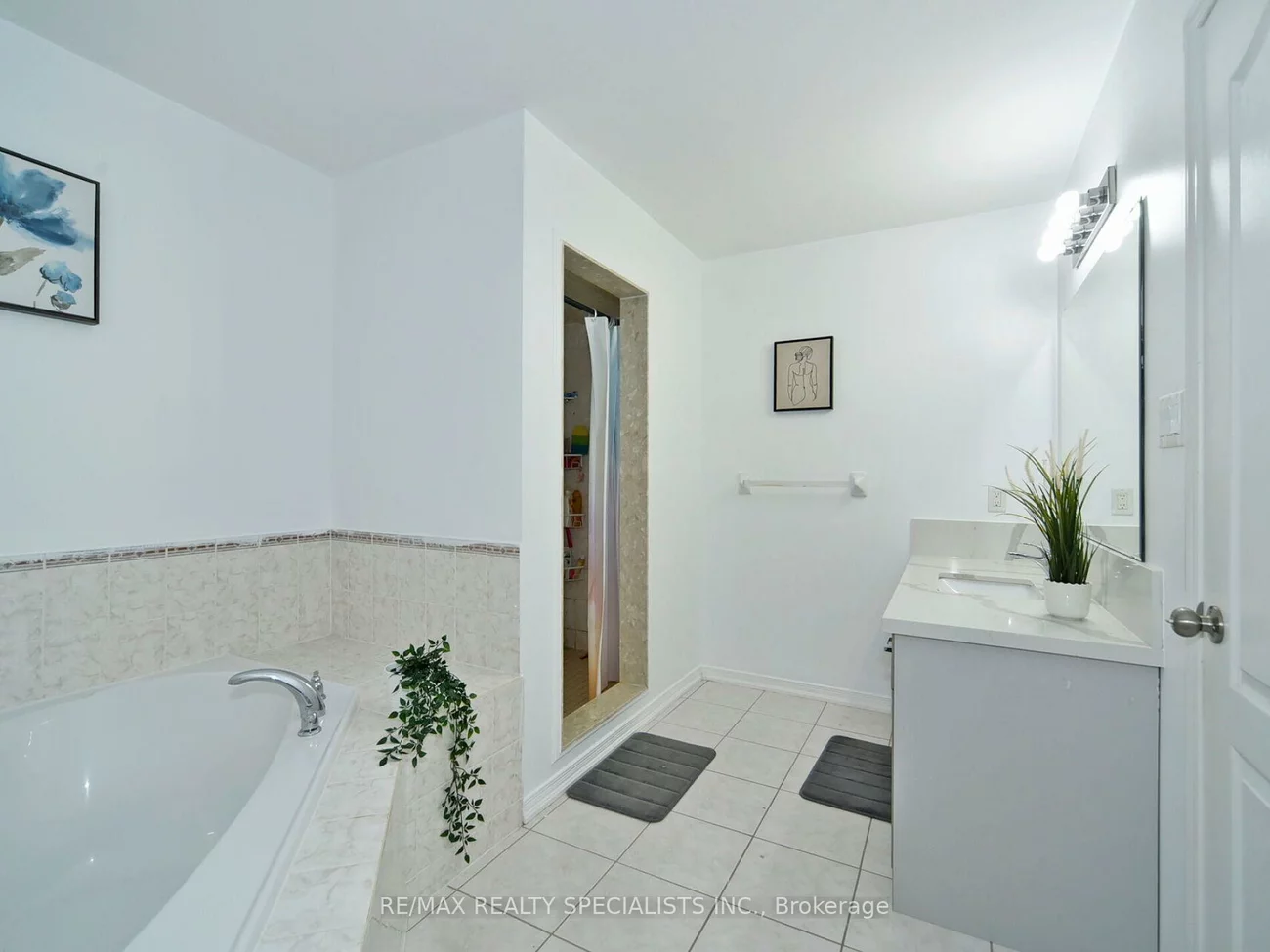 17, Richardson, Bradford, Bradford West Gwillimbury