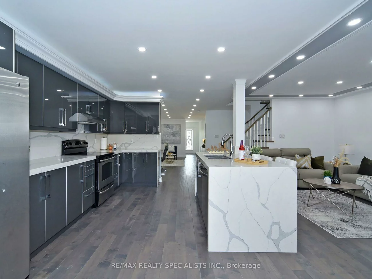 17, Richardson, Bradford, Bradford West Gwillimbury