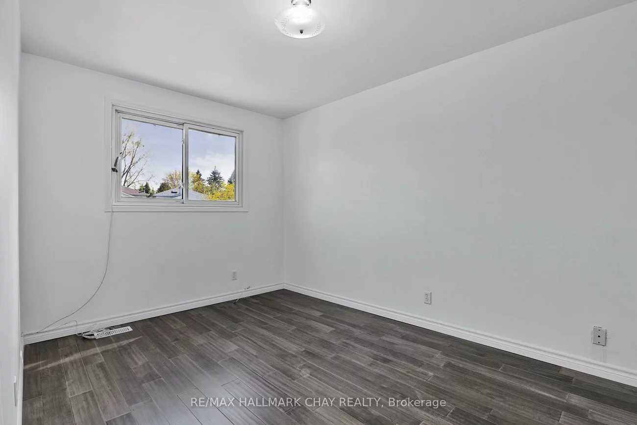 492, Britannia, Bradford, Bradford West Gwillimbury