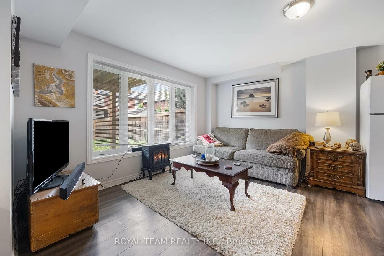 218, Richardson, Bradford, Bradford West Gwillimbury