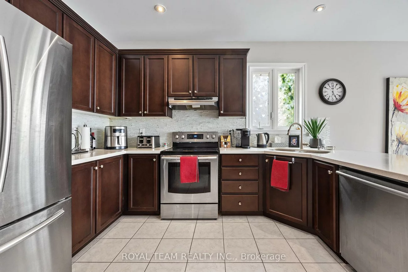 218, Richardson, Bradford, Bradford West Gwillimbury