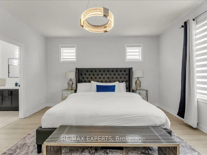 12, Vista, Bradford, Bradford West Gwillimbury