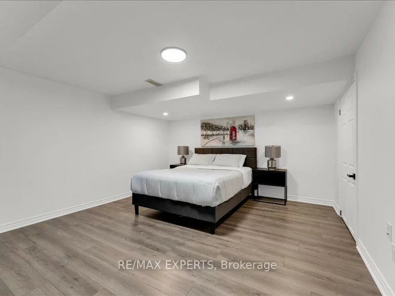 12, Vista, Bradford, Bradford West Gwillimbury