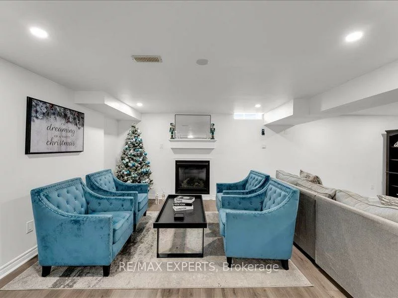 12, Vista, Bradford, Bradford West Gwillimbury