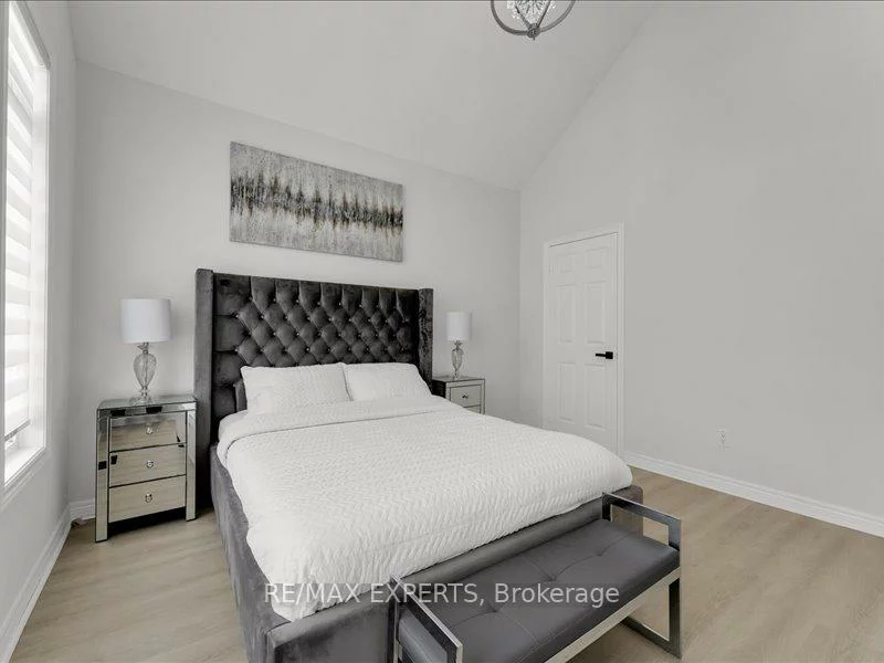 12, Vista, Bradford, Bradford West Gwillimbury