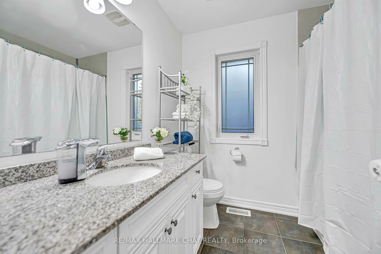 41, Bronze, Bradford, Bradford West Gwillimbury