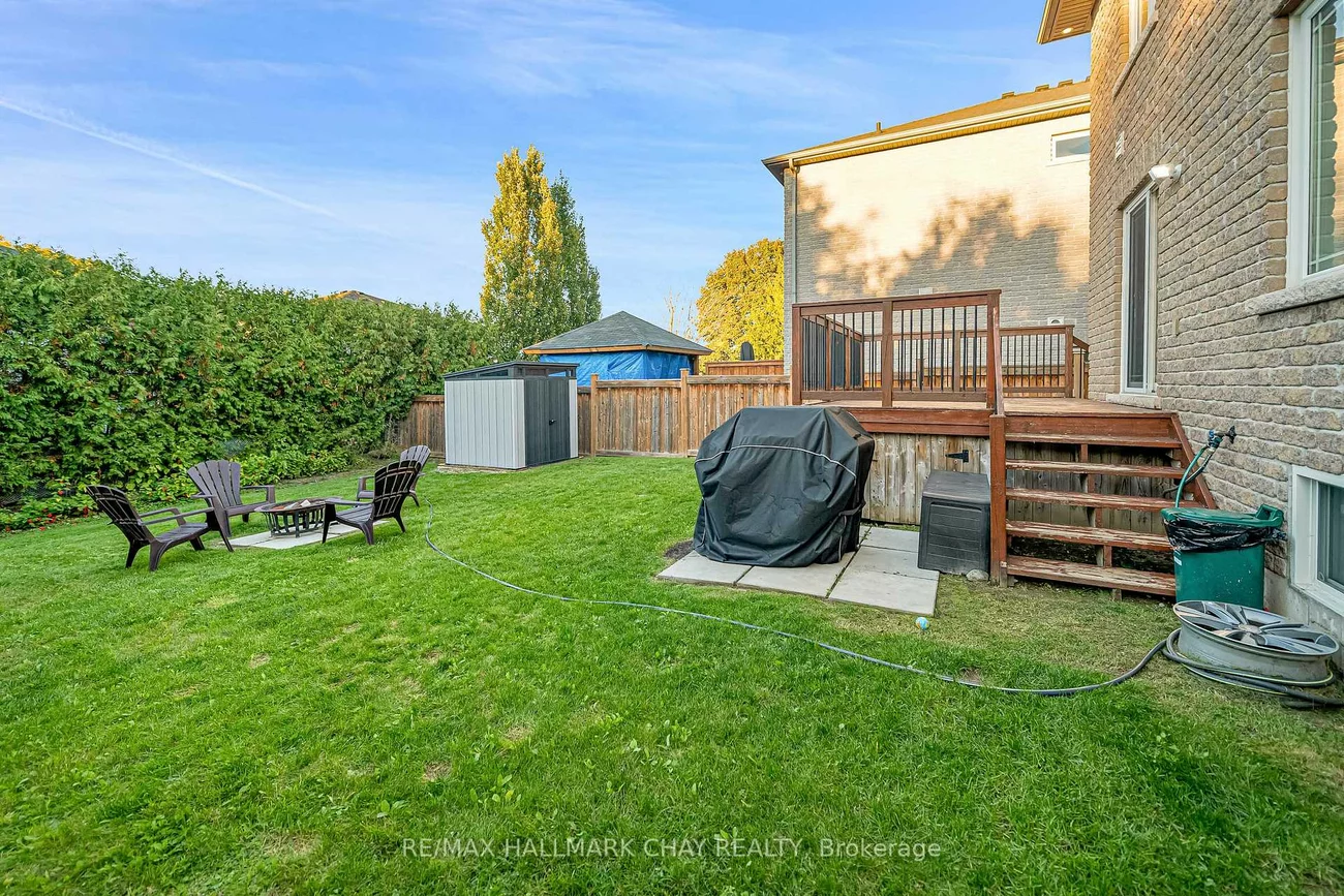 41, Bronze, Bradford, Bradford West Gwillimbury