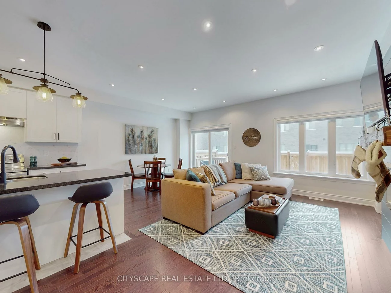 98, Veterans, Bradford, Bradford West Gwillimbury