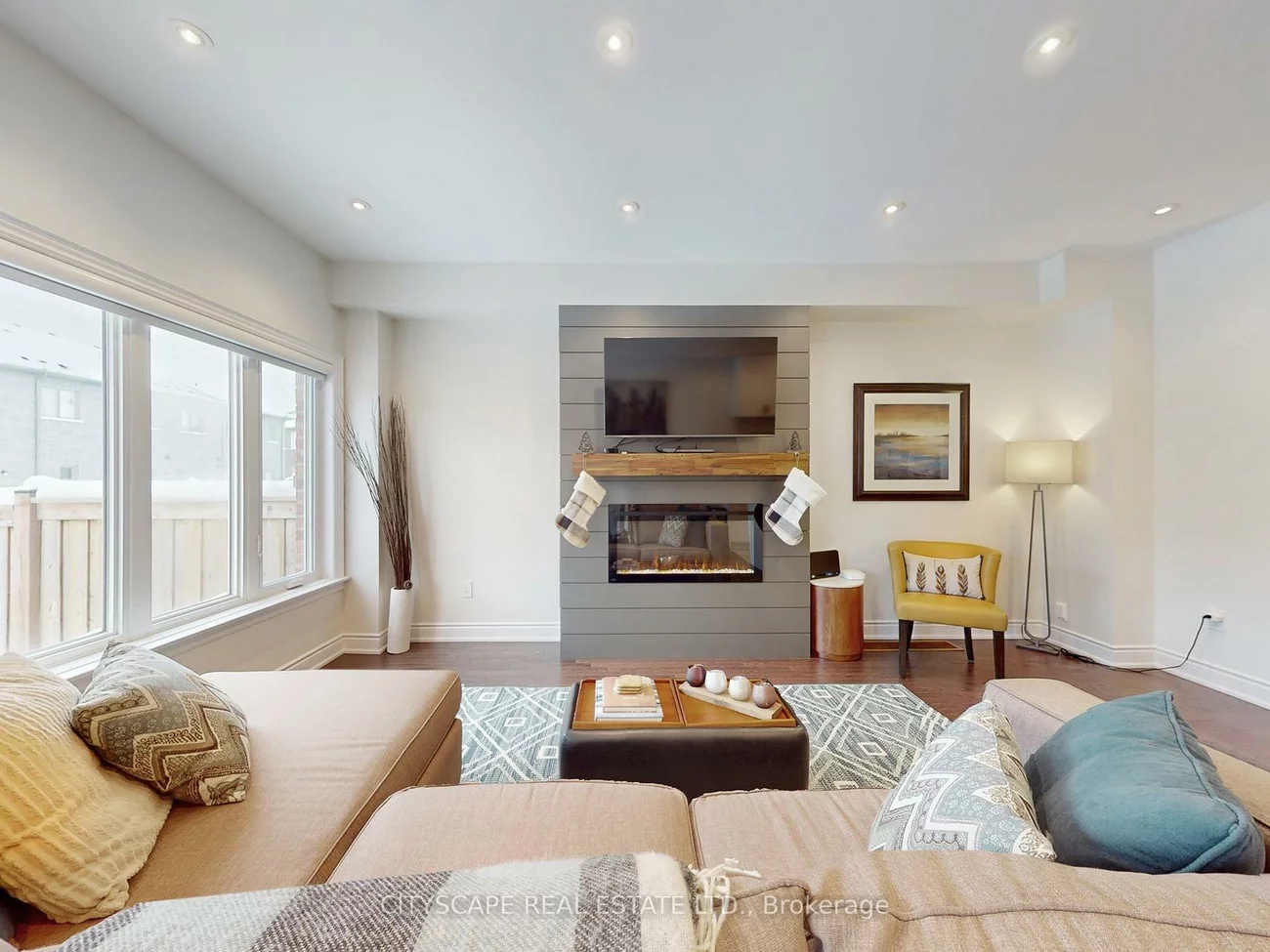 98, Veterans, Bradford, Bradford West Gwillimbury