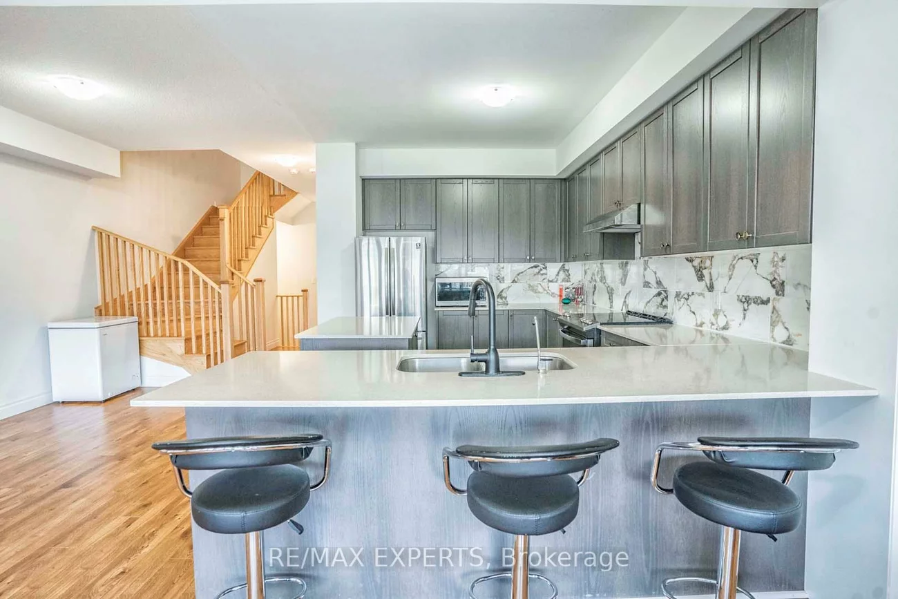 54, Landolfi, Bradford, Bradford West Gwillimbury