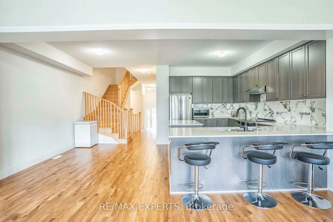 54, Landolfi, Bradford, Bradford West Gwillimbury