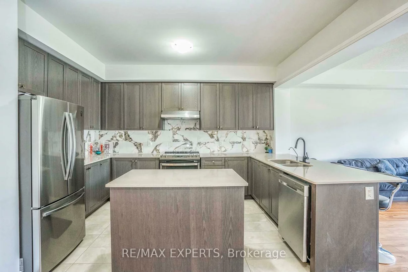 54, Landolfi, Bradford, Bradford West Gwillimbury