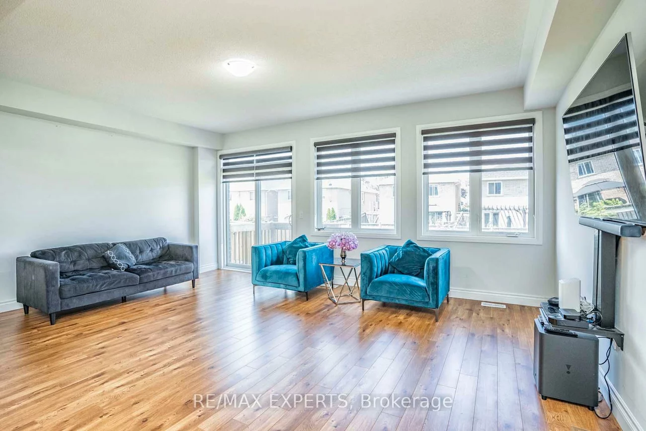 54, Landolfi, Bradford, Bradford West Gwillimbury