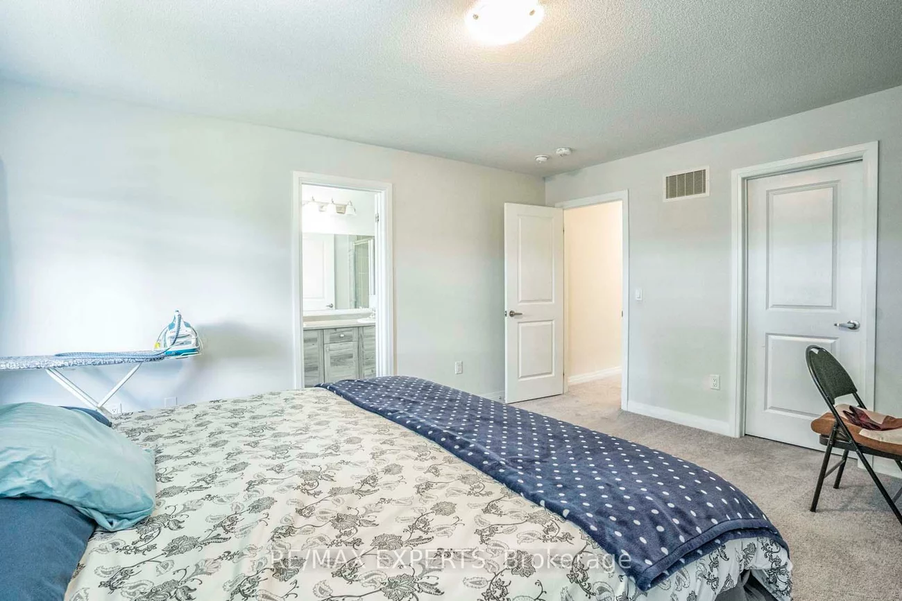 54, Landolfi, Bradford, Bradford West Gwillimbury