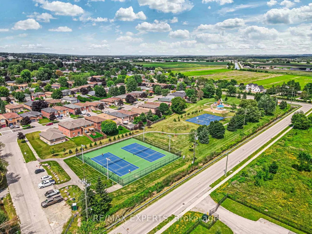 54, Landolfi, Bradford, Bradford West Gwillimbury