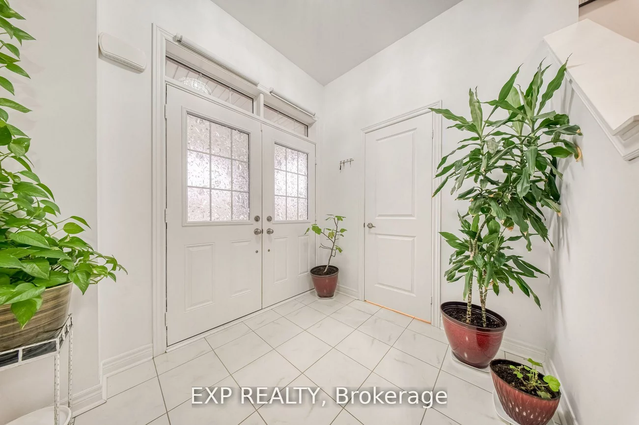 166, Inverness, Bradford, Bradford West Gwillimbury