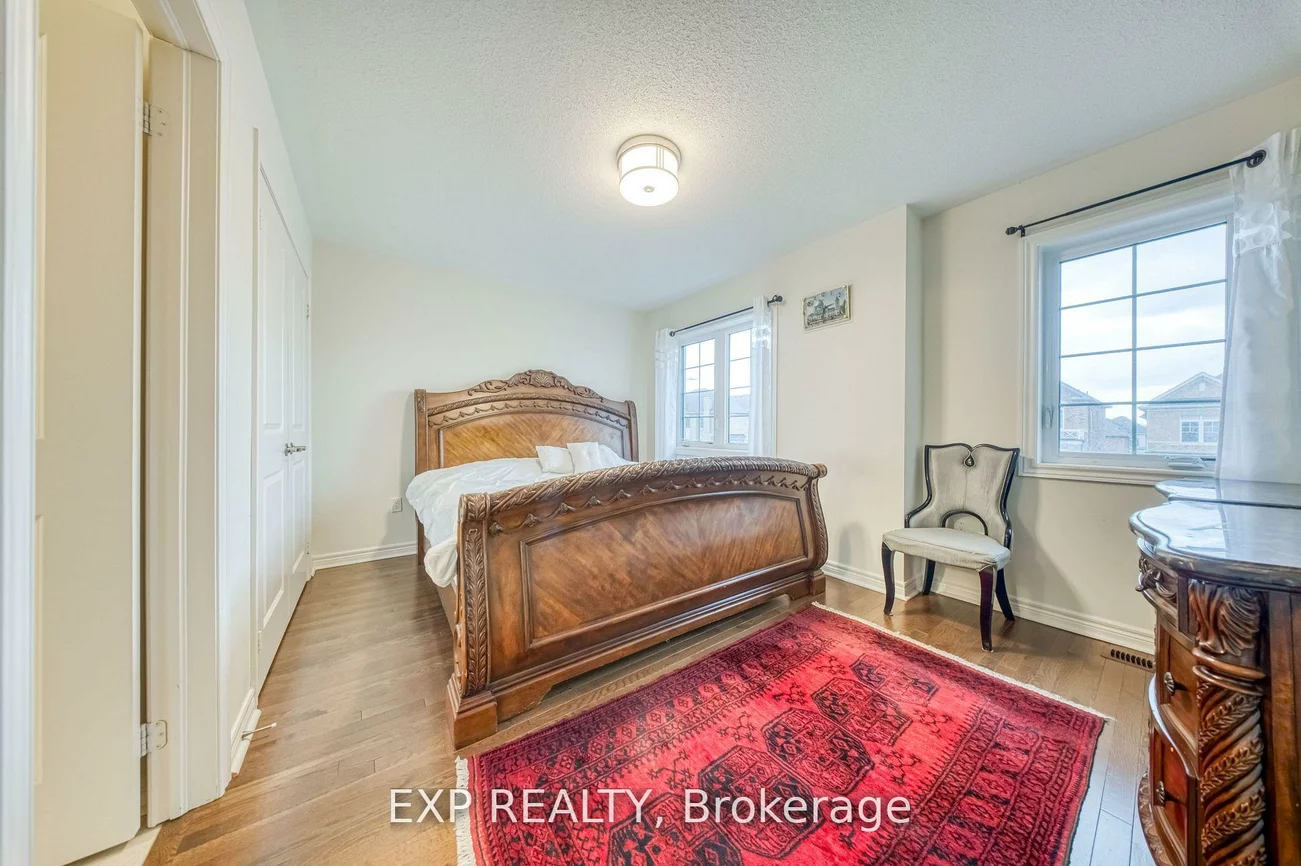 166, Inverness, Bradford, Bradford West Gwillimbury