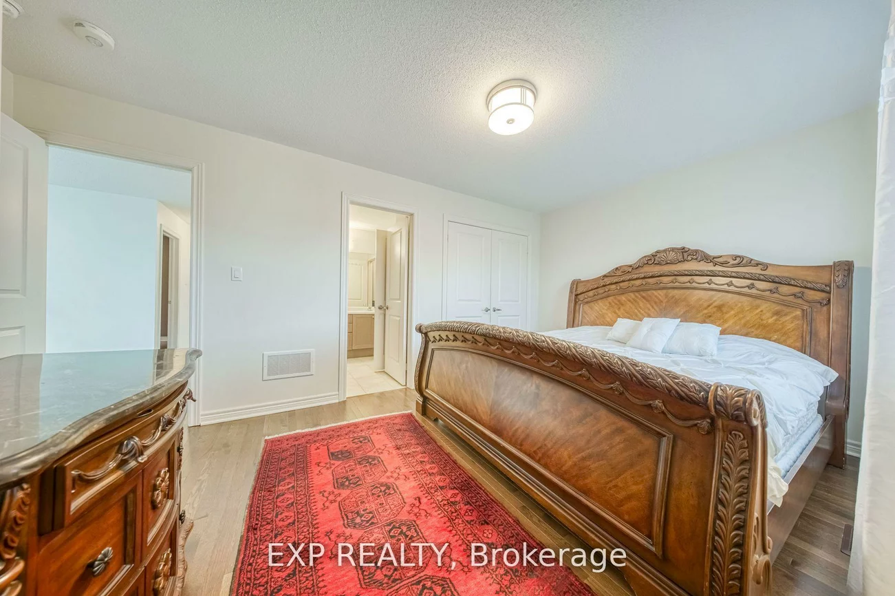 166, Inverness, Bradford, Bradford West Gwillimbury