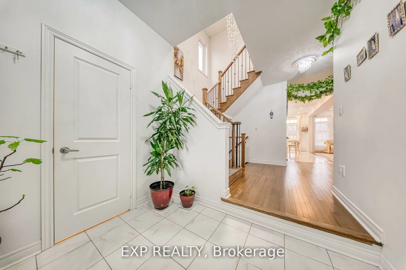 166, Inverness, Bradford, Bradford West Gwillimbury