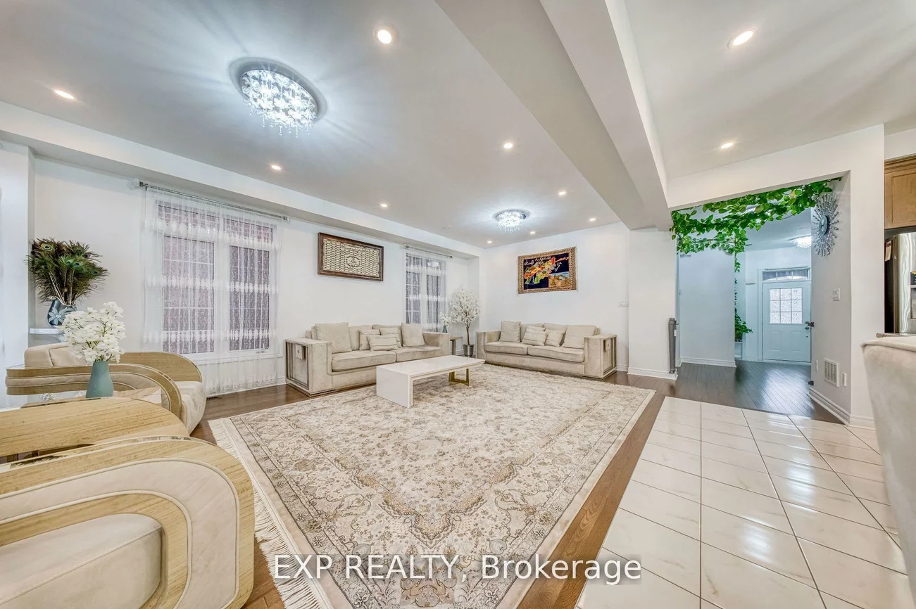 166, Inverness, Bradford, Bradford West Gwillimbury