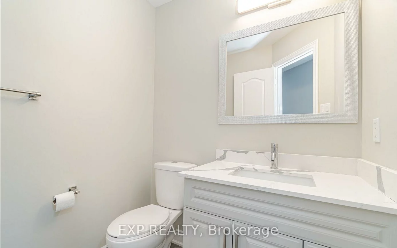 15, Lynn, Bradford, Bradford West Gwillimbury