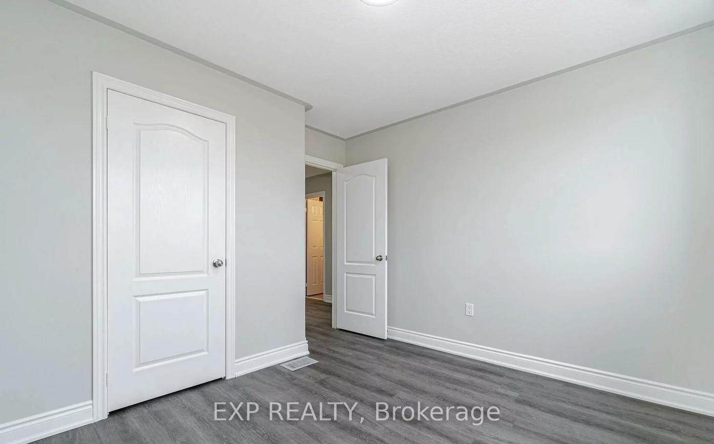 15, Lynn, Bradford, Bradford West Gwillimbury