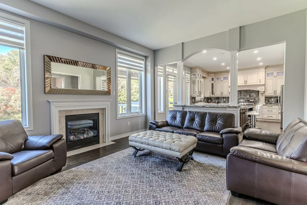 102, Pine Hill, Bradford, Bradford West Gwillimbury