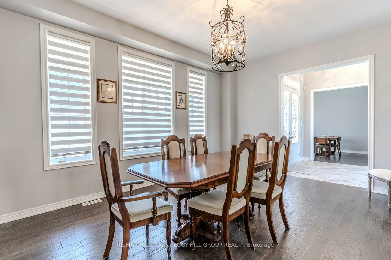 102, Pine Hill, Bradford, Bradford West Gwillimbury