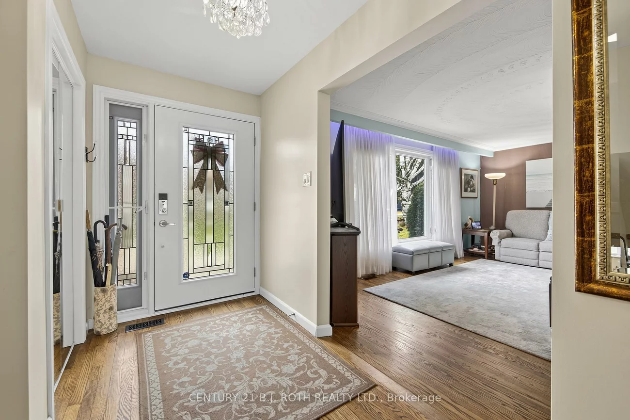 212, Church, Bradford, Bradford West Gwillimbury