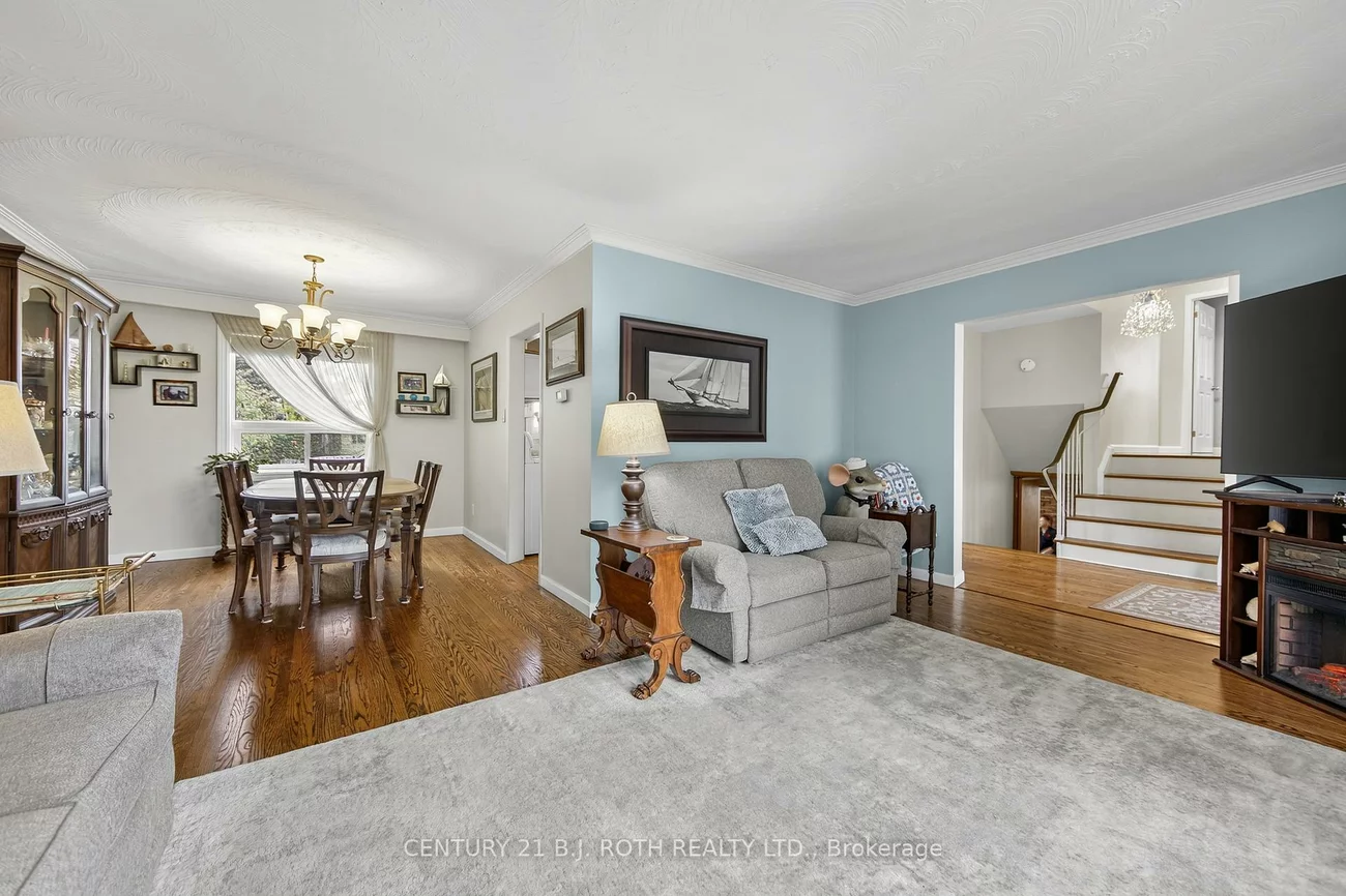 212, Church, Bradford, Bradford West Gwillimbury