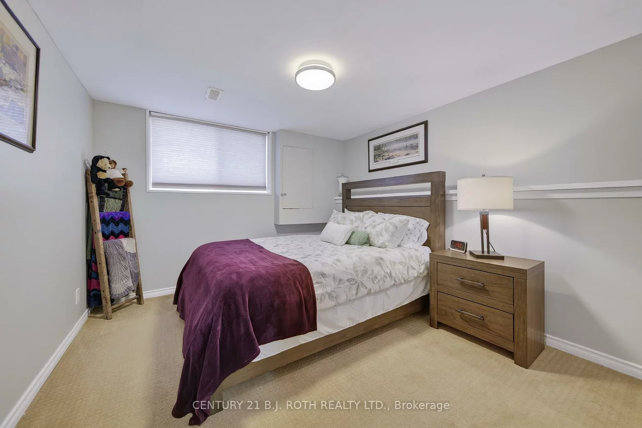 212, Church, Bradford, Bradford West Gwillimbury