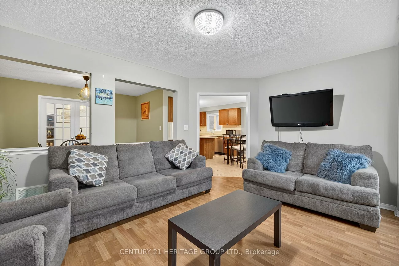 5, Booth, Bradford, Bradford West Gwillimbury