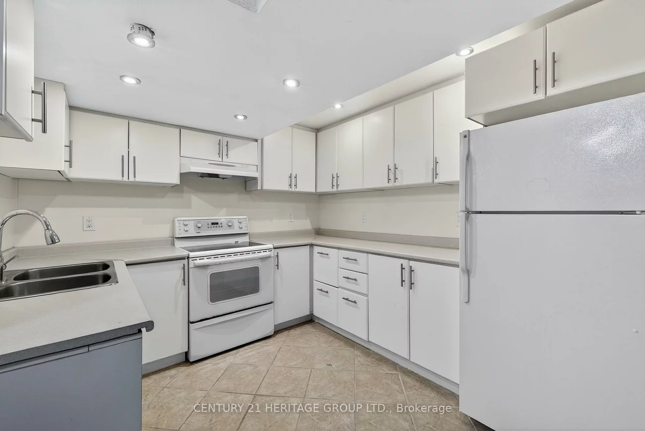 5, Booth, Bradford, Bradford West Gwillimbury