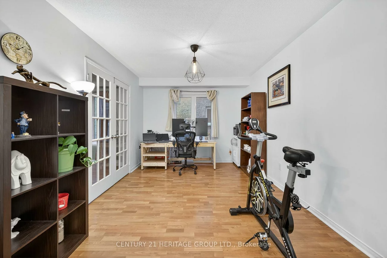 5, Booth, Bradford, Bradford West Gwillimbury