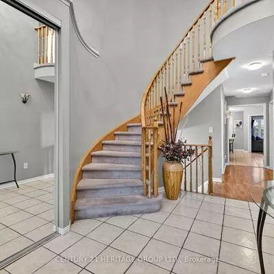 5, Booth, Bradford, Bradford West Gwillimbury