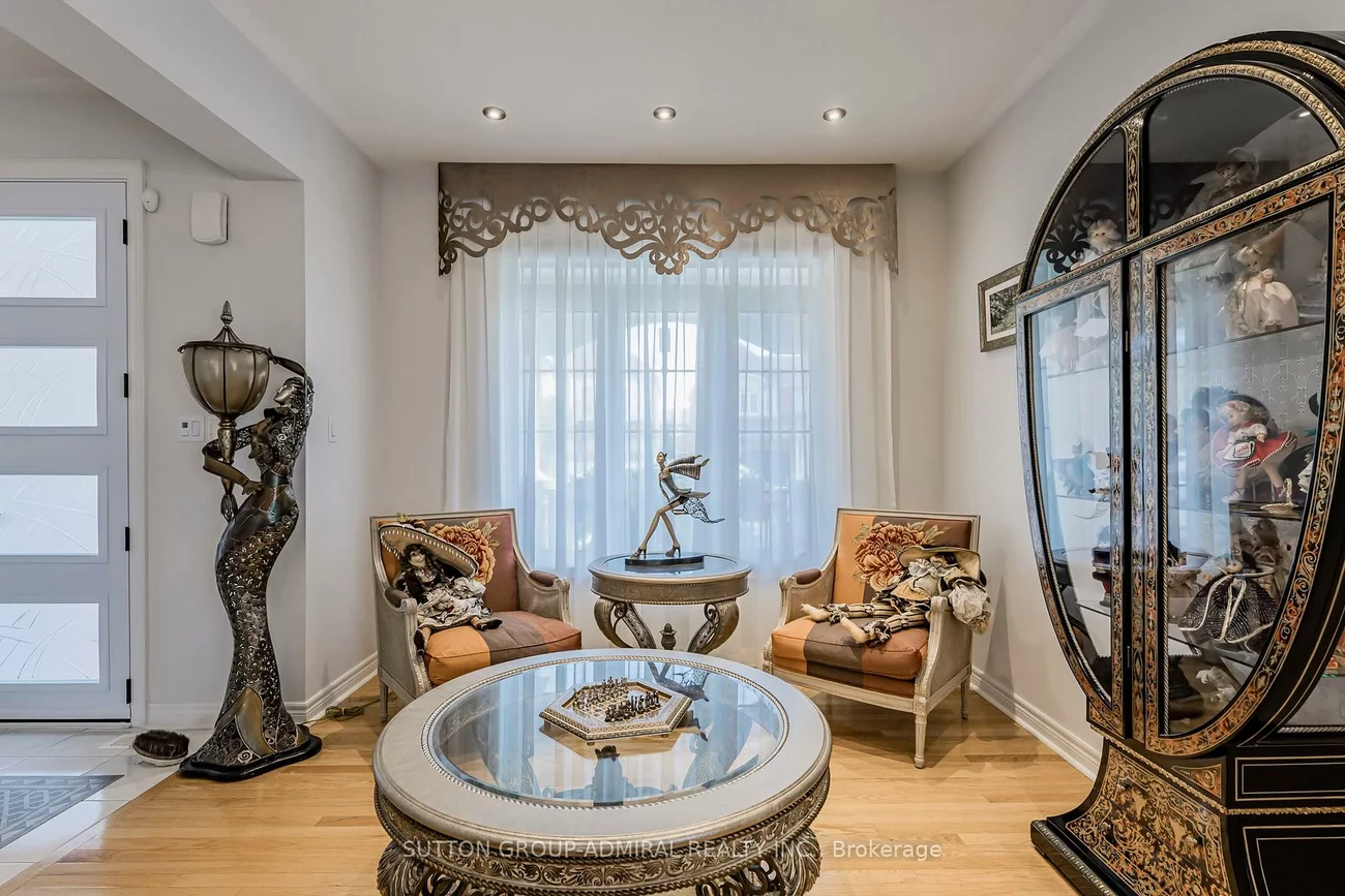 62, Waterton, Bradford, Bradford West Gwillimbury