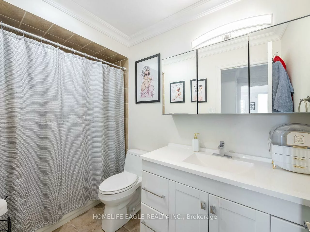 15, Eve, Bradford, Bradford West Gwillimbury