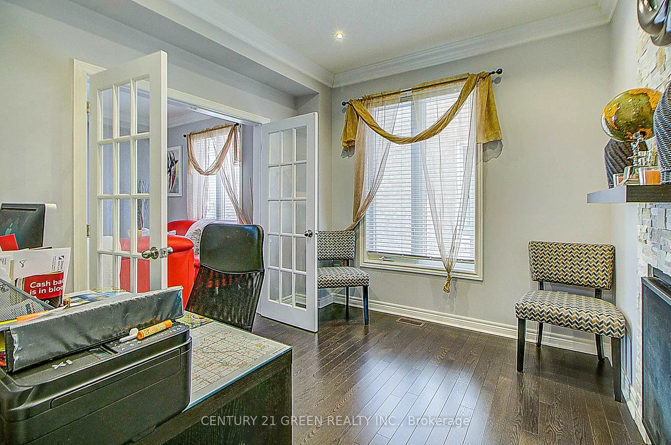 73, Wandering Glider, Bradford, Bradford West Gwillimbury